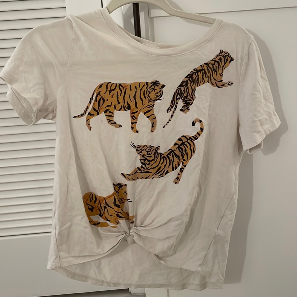 Anthropologie tiger t shirt